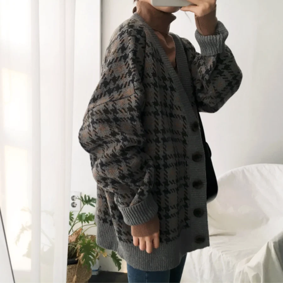 Женский трикотажный кардиган на пуговицах свитер большого размера d в клетку с V