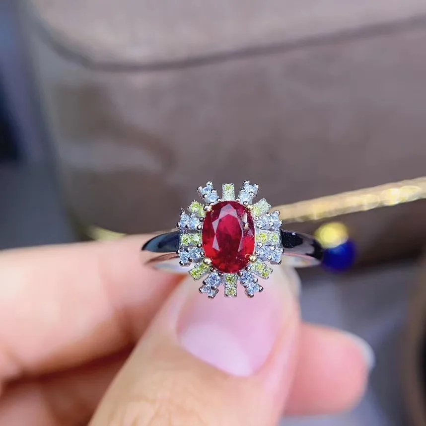 

Natural ruby ring, 925 sterling silver, simple and exquisite style,recommended by the owner, authentic color