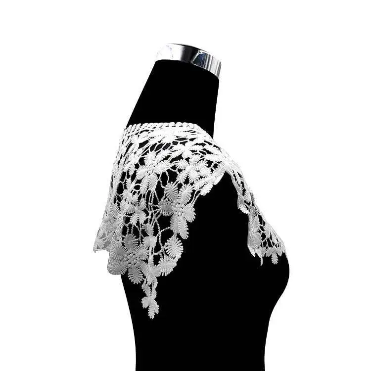 Роскошное белое хлопковое кружевное платье с цветочной вышивкой и аппликацией