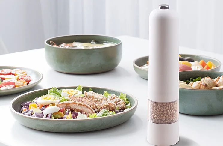 

Colorful electric pepper grinder black pepper pepper grinder pepper seasoner pepper seasoning tank electric grinder