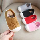 2021 весенняя обувь для малышей, Повседневная сетчатая обувь для девочек и мальчиков, Удобная нескользящая обувь с мягкой подошвой для малышей, обувь для первых шагов