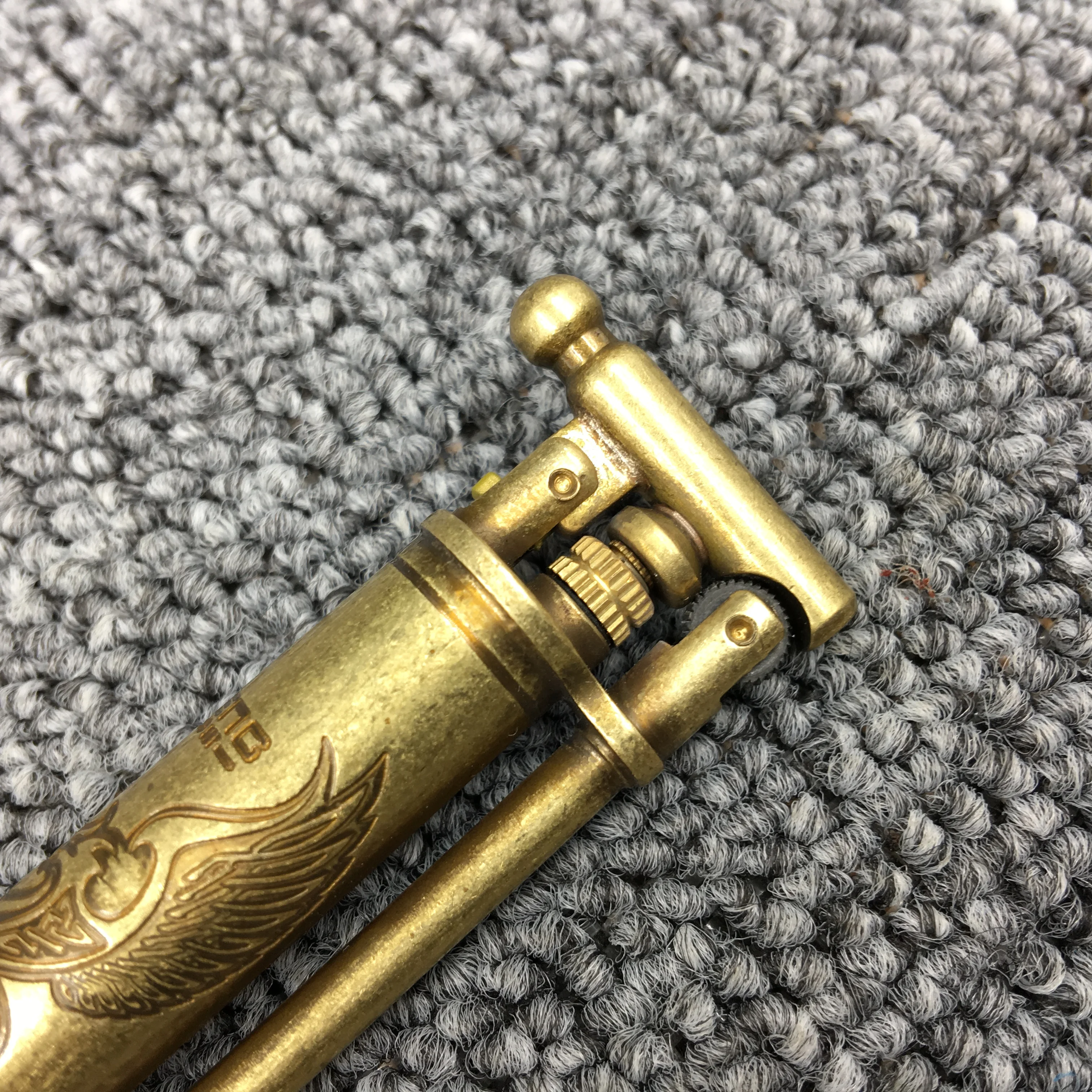 JIFENG тонкая латунная зажигалка с шлифовальным колесом и надувным драконом