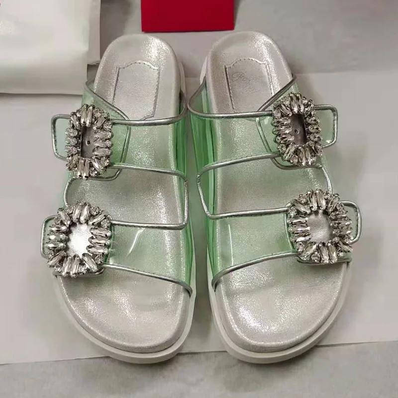 

2021 Design Beach Slippers Women Open Toe Rhinestone Diamond Transparent Thick Bottom Flats Shoes Woman Green Mules Sandals