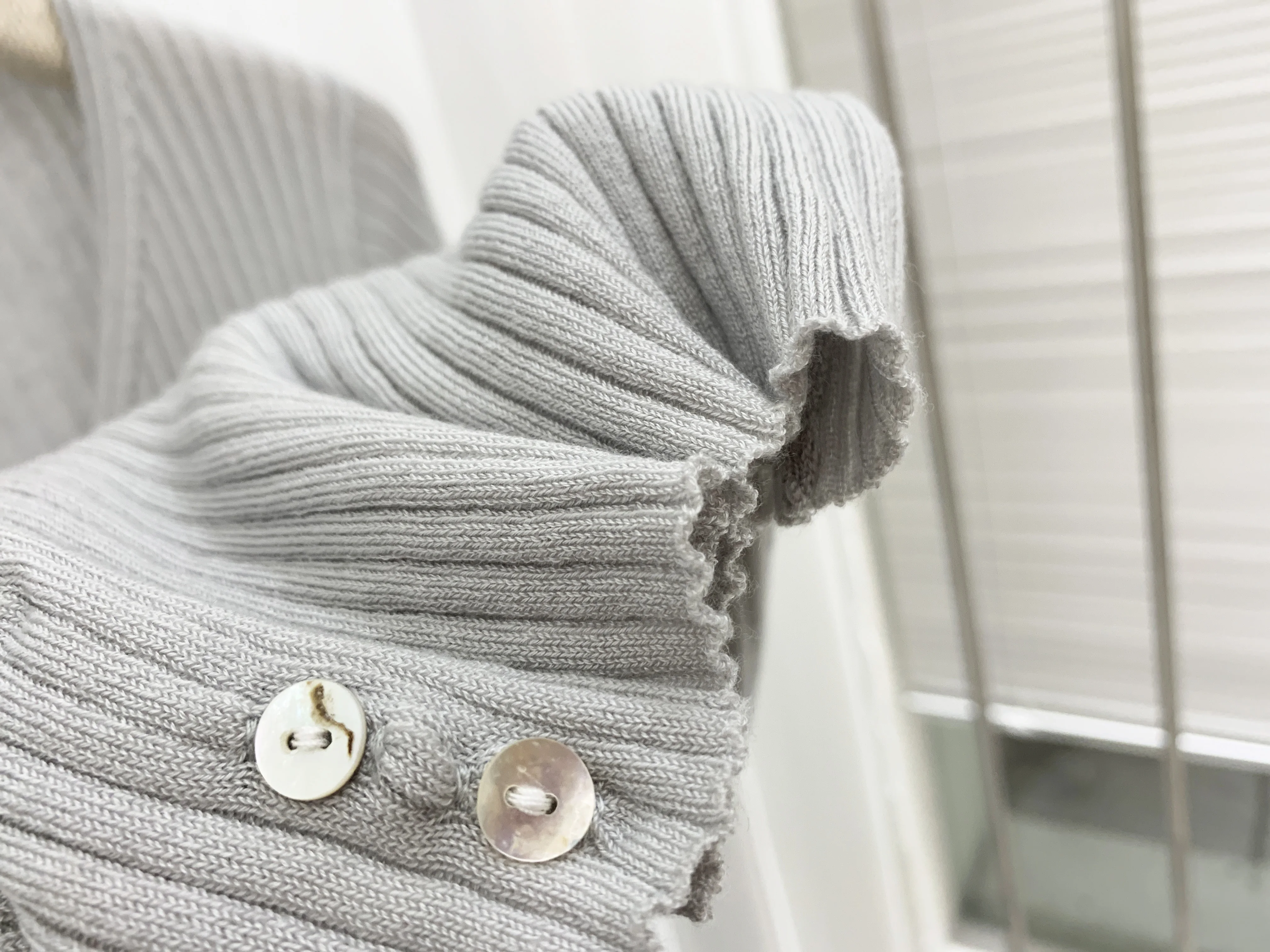 

Korean Style V-neck Short Sleeve Knitted Sweater Women Summer Thin Cardigan Fashion Sun Protection Crop Top Ropa Mujer 2021