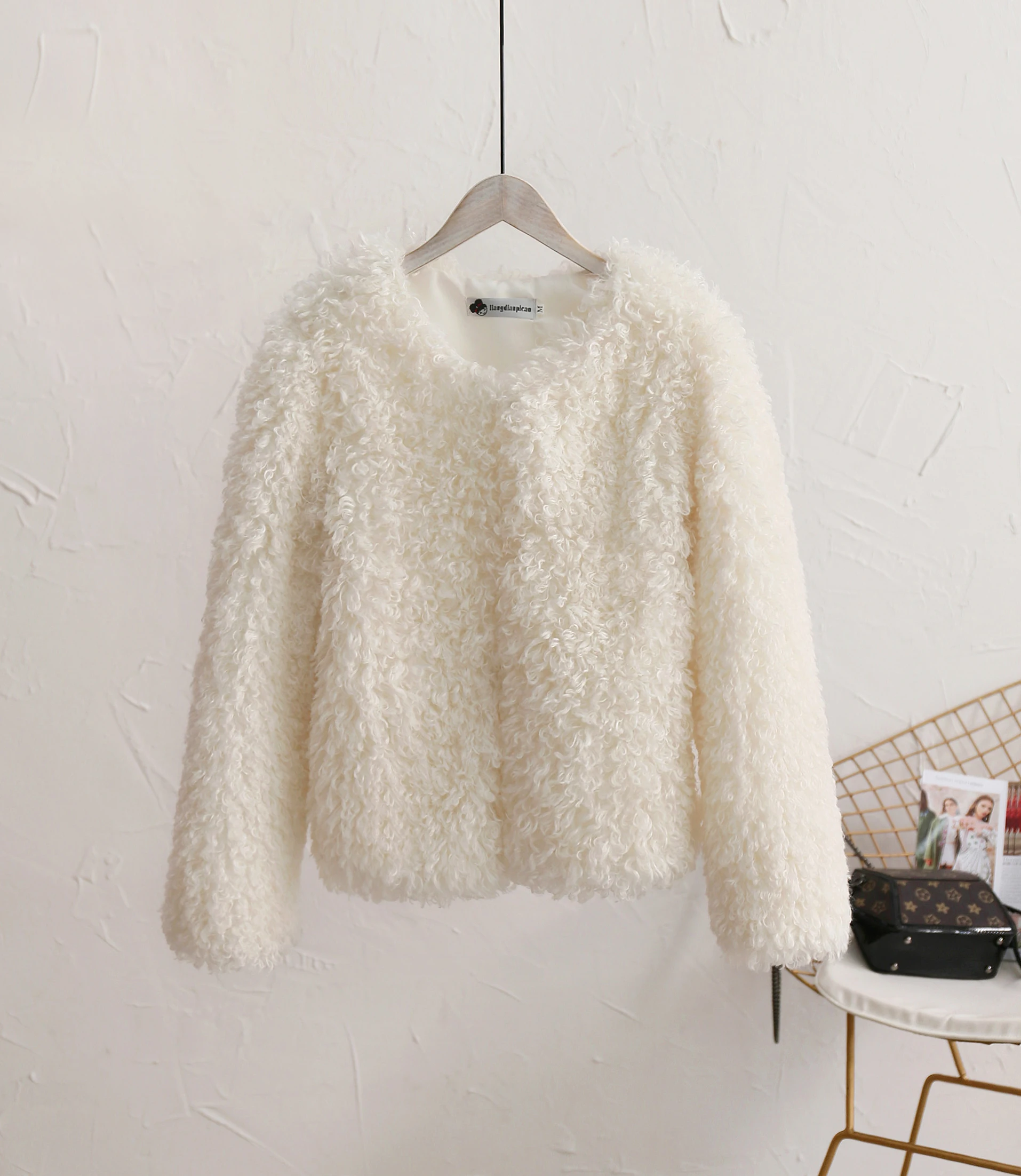 2019 однотонные зимние искусственные меховые пальто из овечьей шерсти женские