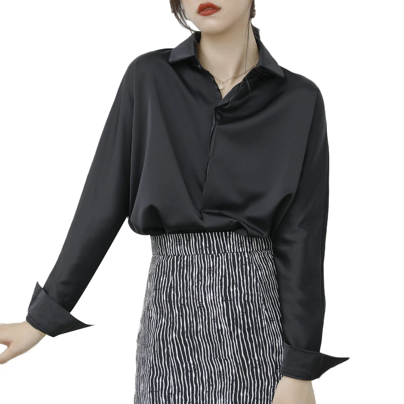

Shirts & Blouses