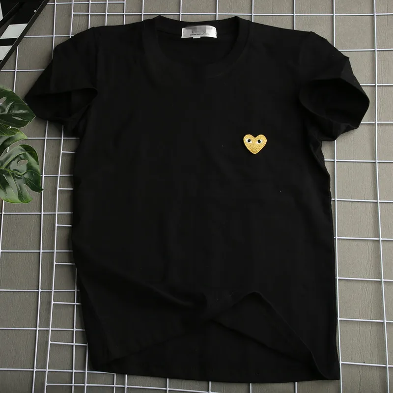 

Moda amor camiseta feminino branco manga curta pouco corao vermelho bordado pai-filho meia manga cdg casal wear