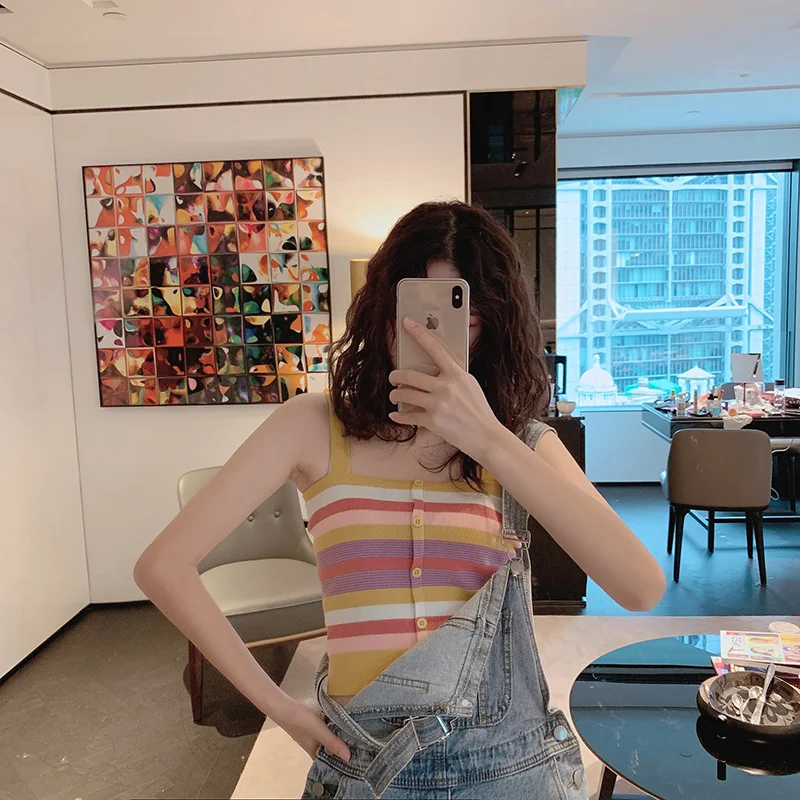 Женский свитер с радужными полосками на бретельках Mishow летний топ бретелях