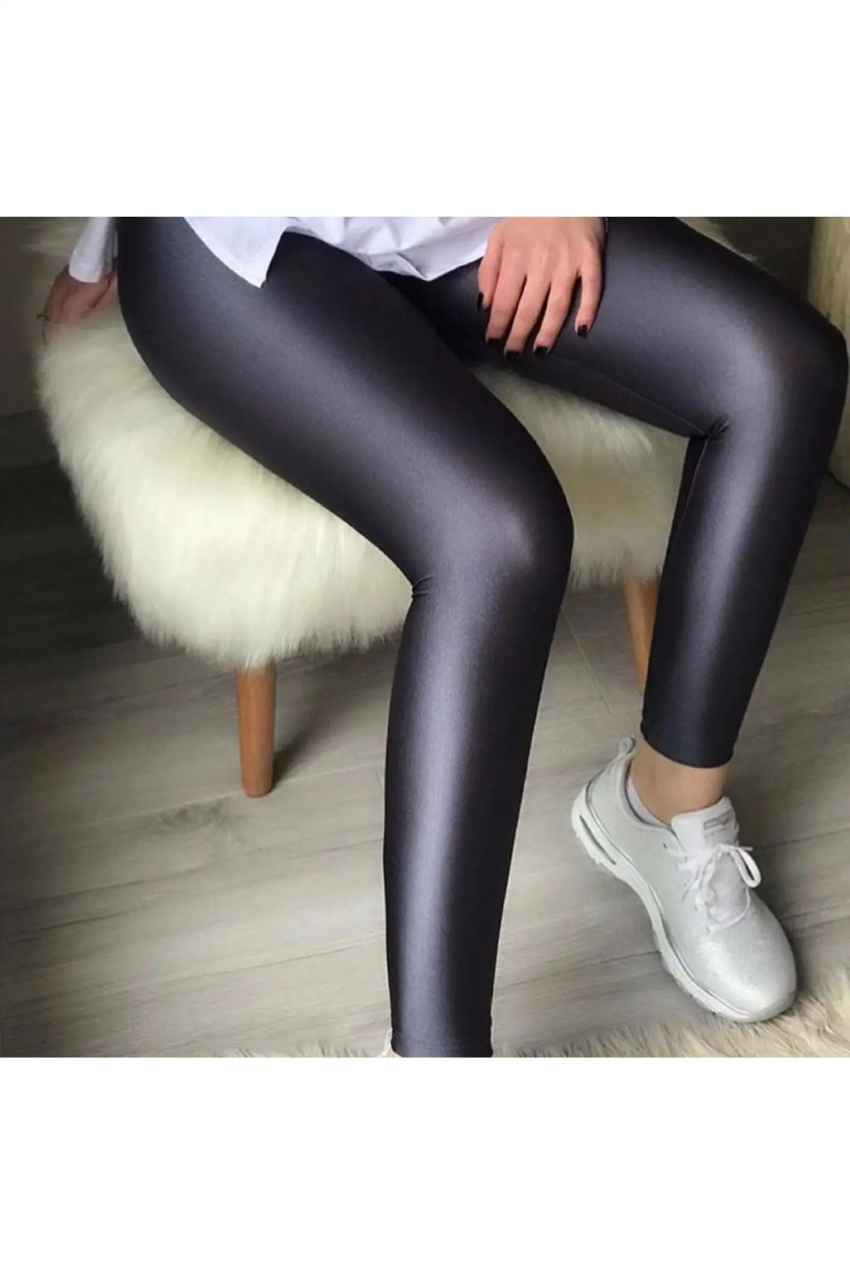 

Women's Gray Shiny Disco Leggings