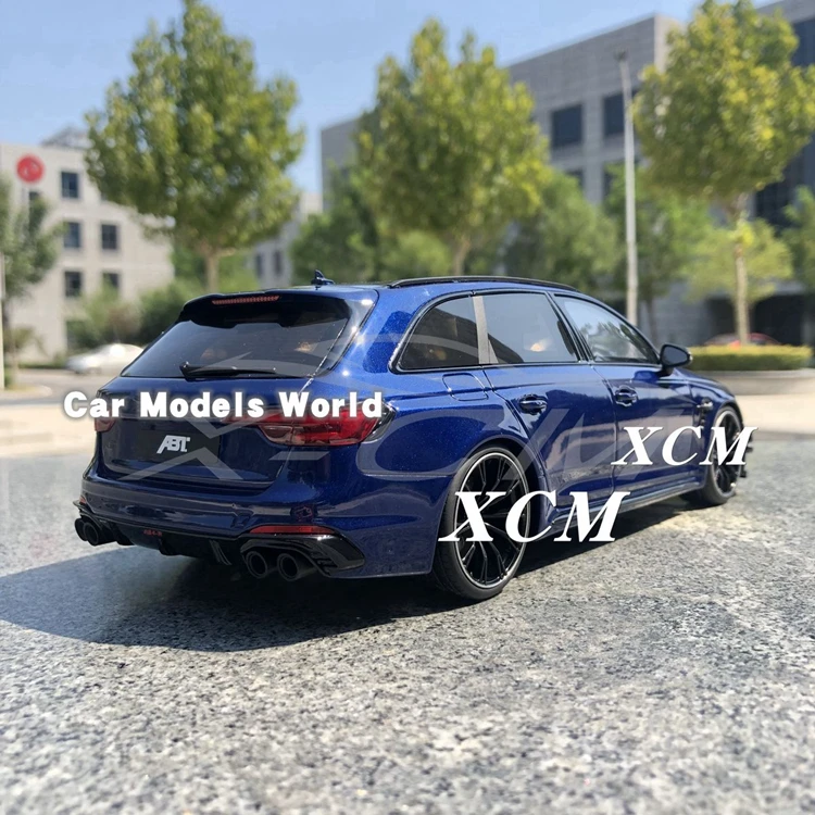 Полимерная модель автомобиля GT Spirit ABT RS4 Avant(синий) 1:18 KJ031+ маленький подарок
