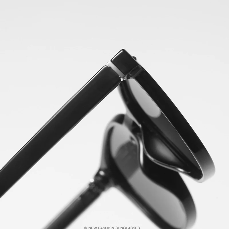 Солнцезащитные очки мужские и женские Поляризованные в маленькой оправе с