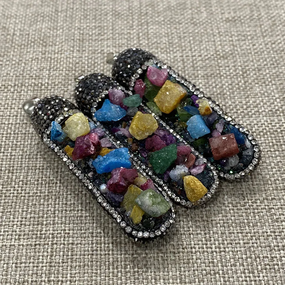 

Natural Crystal Stone Cluster Pendant Resin Charm Used for Jewelry Making Natural Stone Energy Necklace Accessories Wholesale