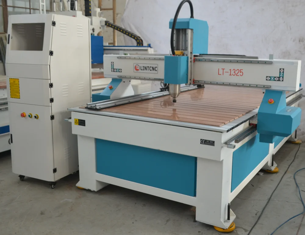 Лучшая машина высокой скорости вращения 4 оси ЧПУ 1325 маршрутизатор 3D резки с