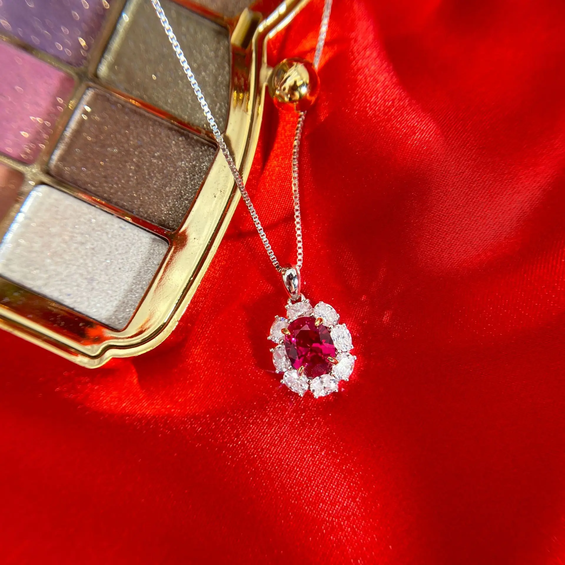 

EUROPEAN FASHION WOMEN NEW 7X9MM RED STONE OVAL PENDANT 100% REAL 925 STERLING SILVER NECKLACE LADIES WEDDING PARTY JEWELLERY