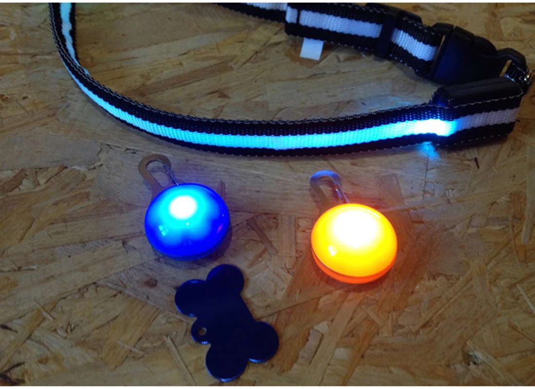 

Dog Collar Pendant Glowing Night Safety Pendant Portable cat Products Night Light Collar Pet Supplies dog Accessories