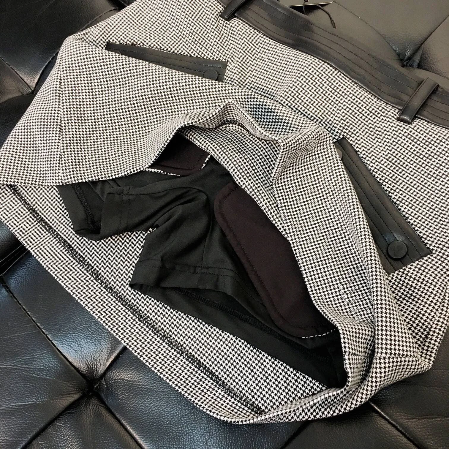 

Sportswear & Accessories