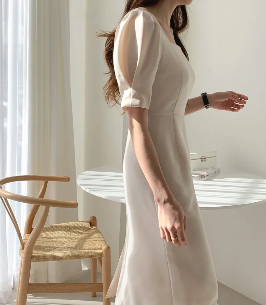 

2021 Summer Korean Chic French Elegant Puff Sleeve Square Collar Fishtail Waist Slimming Temperament Goddess Dress