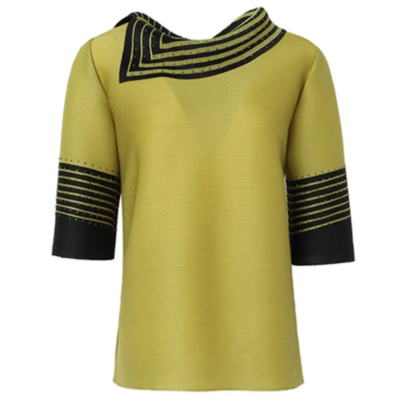 

Miyake Women Embroidered Pleated T-shirt Plus Size Designer Loose Blouse, All-Match Leisure T-Shirt Women Fashion Comfortable