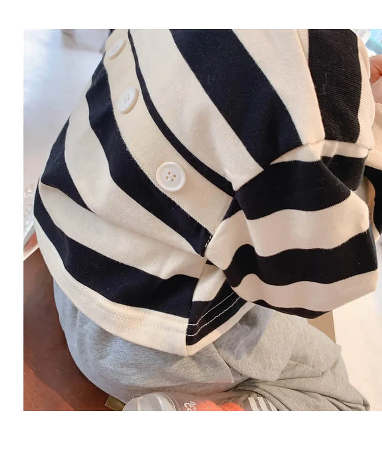 

Girls Korean leisure suit Western style 2021 new children's temperament fashion two-piece striped sports suit