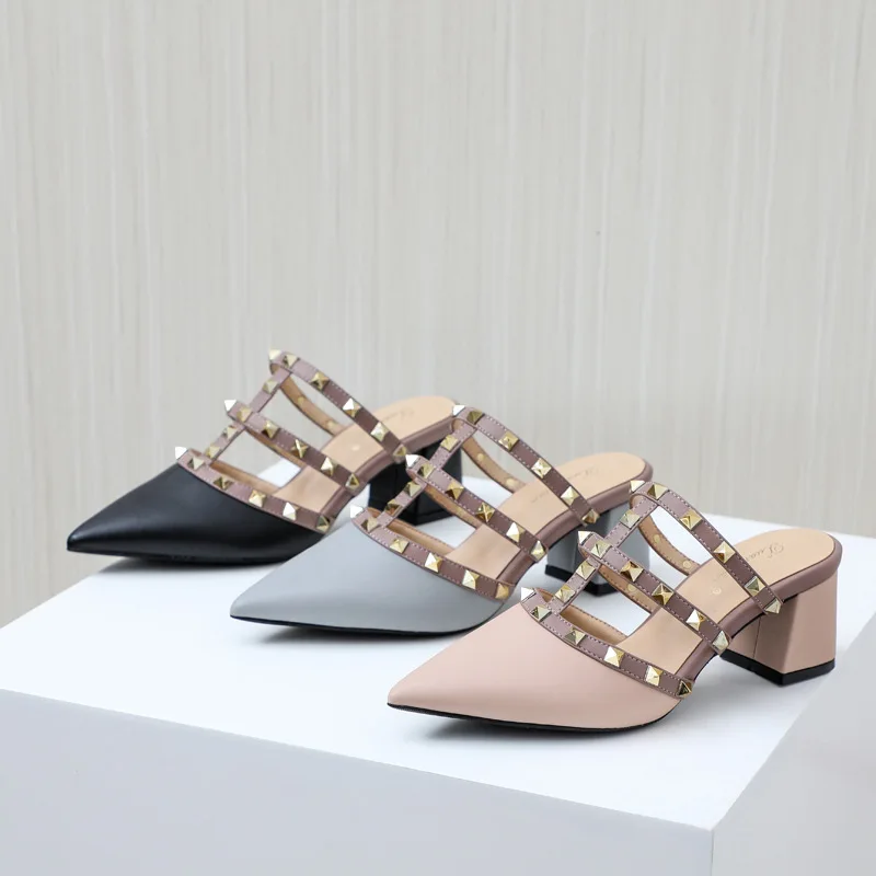 

2021 new custom rivet shoes set mouth fashion Baotou thick heel sandals pointed toe black party women's high heels