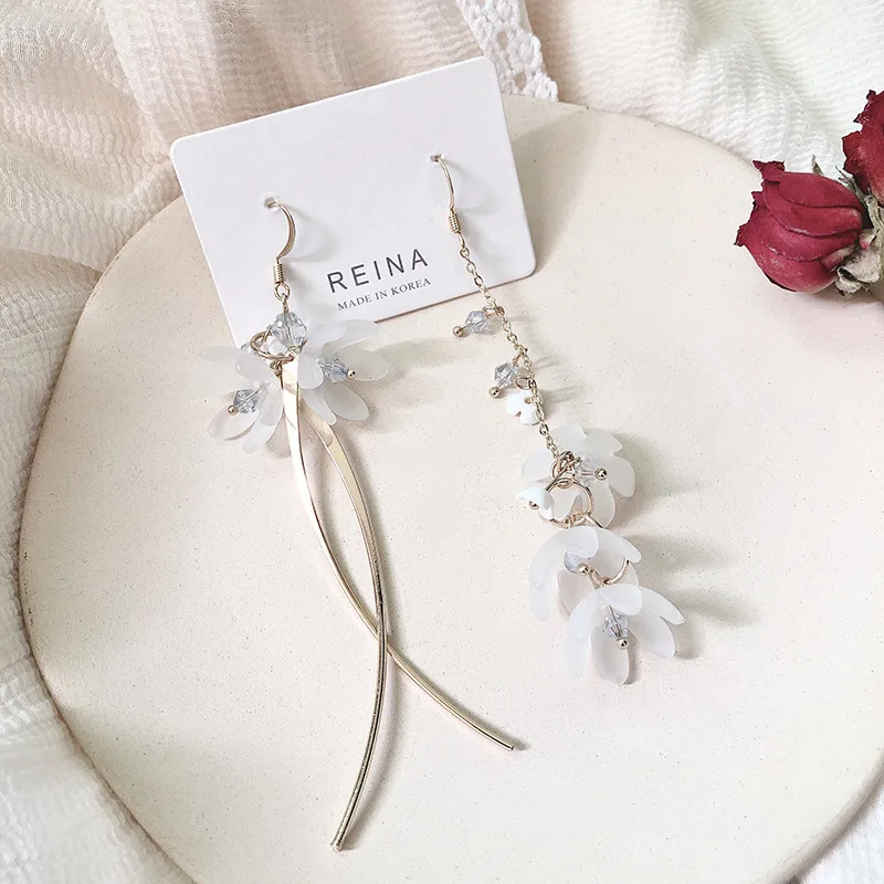 Корейские модные темпераментные длинные акриловые асимметричные серьги в стиле