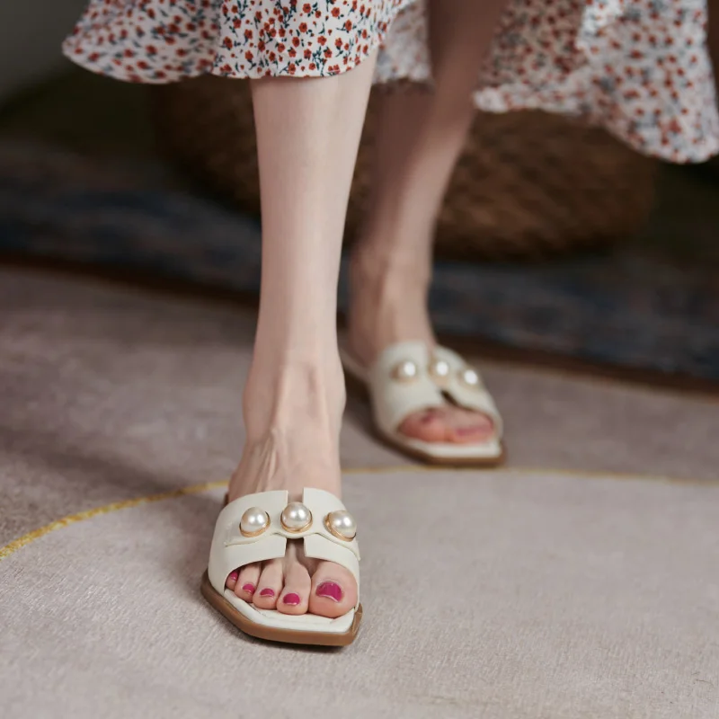 

Pearl Decoration Women Slippers Punk 2021 Summer Low Heels Sandals for Women Genuine Leather Basic Casual Shoes Woman