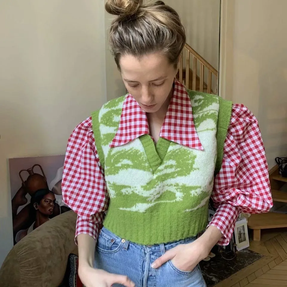 

Fashion Tank Sweaters Green Hem Slit Sweater Tops Pullover 2021 Autumn Women Sleeveless V-neck Knitted Vest Women Sweaters