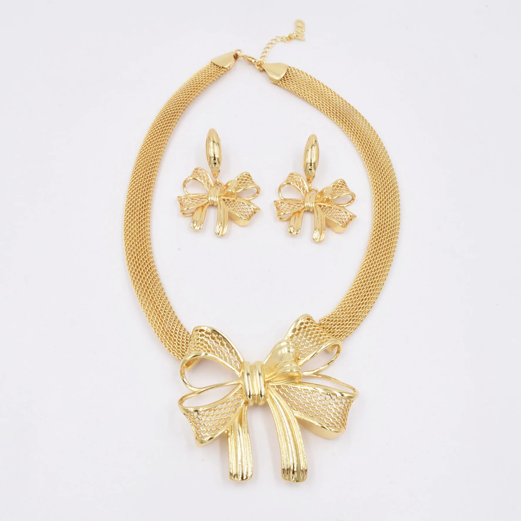 Комплект из колье и серёг в африканском стиле | Украшения аксессуары