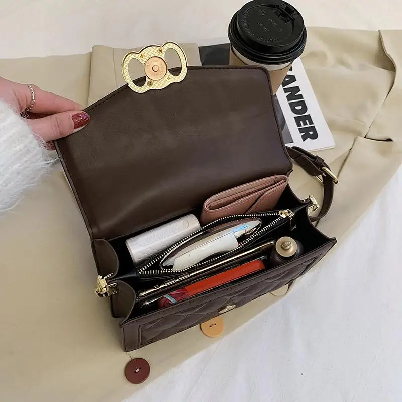 

PU Leather Clamshell Chain Messenger Bag for Women Solid Color Rhombus Plaid Pattern Shoulder Bag Designer Small Square Bags Sac