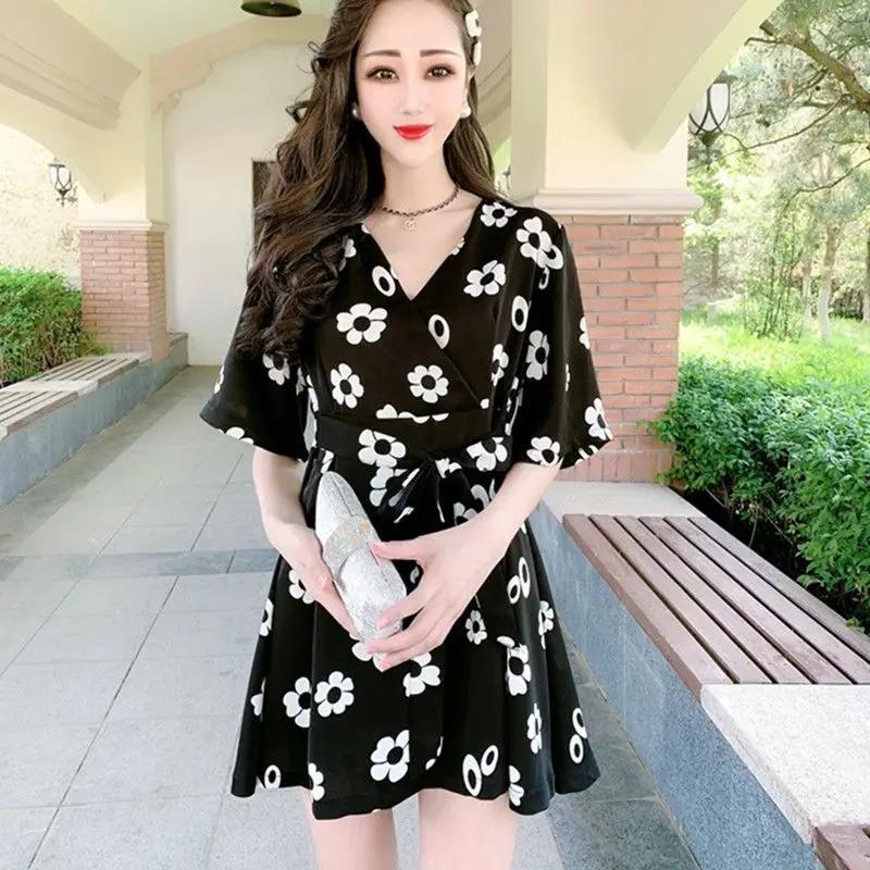 Traje de gasa de dos piezas para mujer, pantalones cortos a la moda, de manga corta