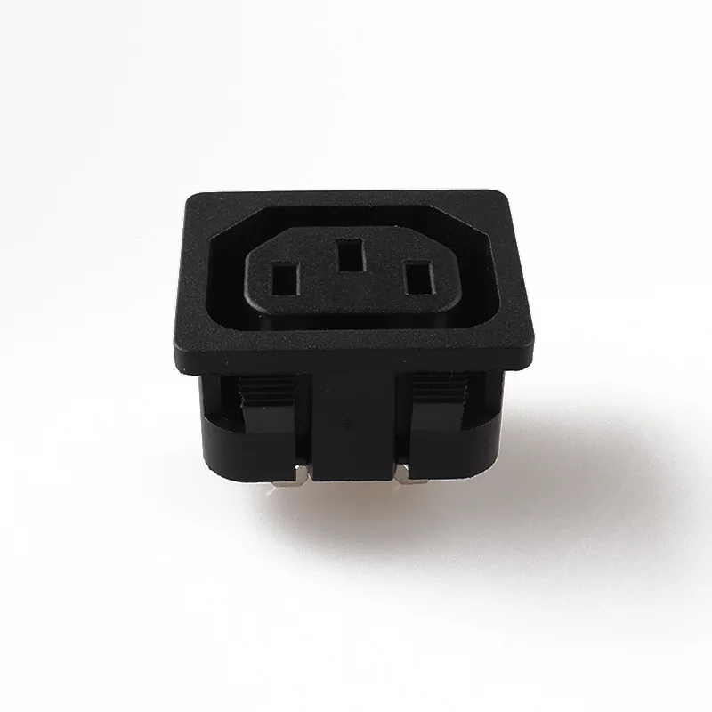 Женская розетка с Защелкивающейся розеткой питания переменного тока LZ F 2 C13