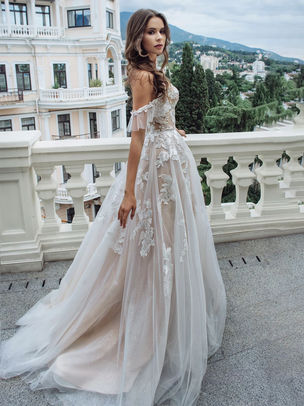 Милая Шампанское Аппликация свадебное платье с открытыми плечами Романтический