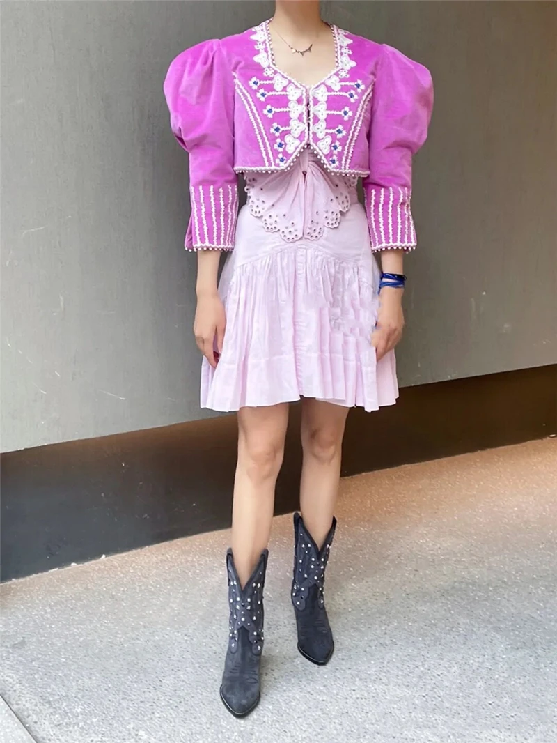 Женские ковбойские ботильоны ботинки в стиле ретро с вышивкой заклепками острым