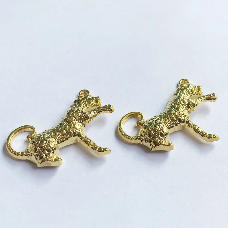 

2pcs/Lot Animal Leopard Cheetah Charms Tibetan Gold Color Pendant Fit For Jewelry Making Handmade Accessories Crafts