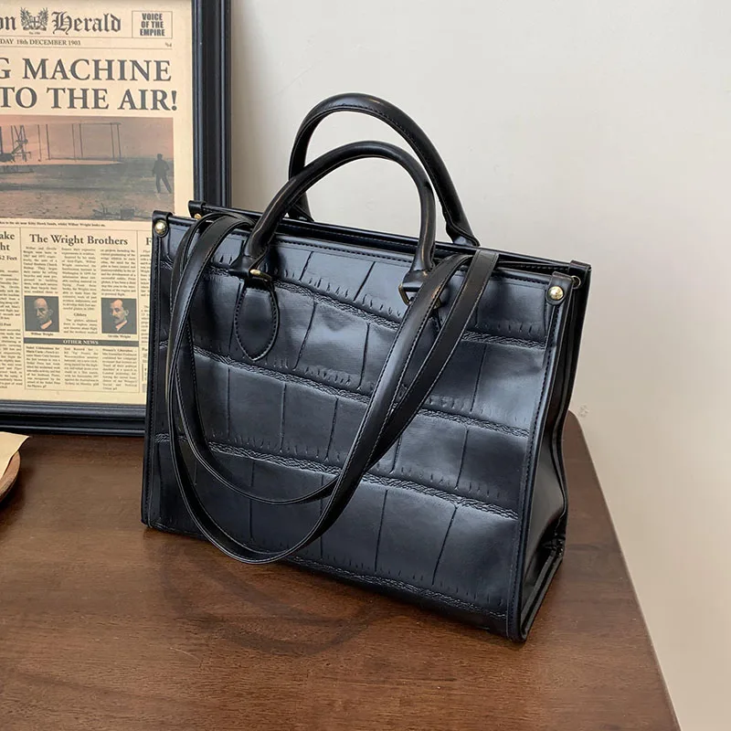 

High Designer Pu Leather Big Crossbody Bags For Women Hit Winter Female Shoulder Handbags And Purses Totes 2021 New