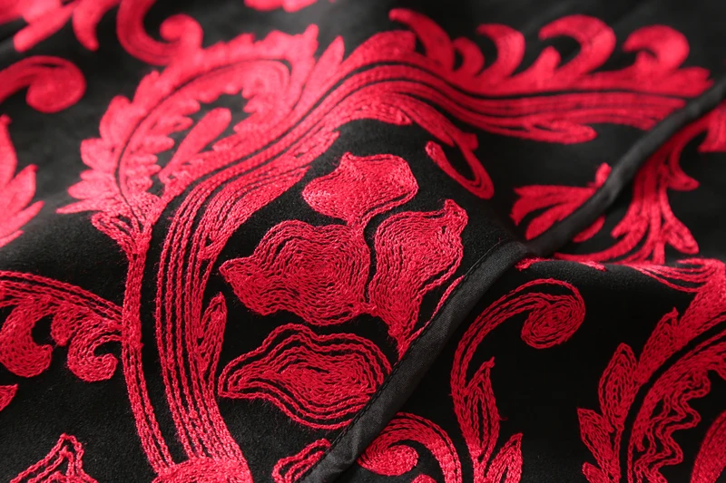 Новое поступление 2019 осенне-зимнее приталенное женское платье с вышивкой в