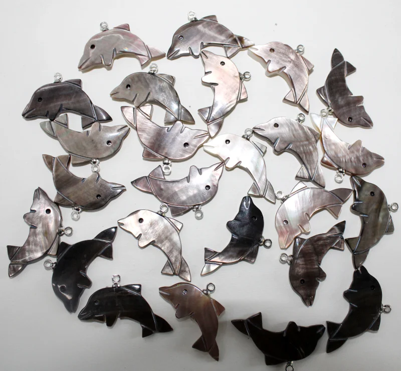 

6PCS Fashion natural Shell Handmade carved the dolphin Charms pendant for diy Jewelry making necklace Earrings Accessories Parts