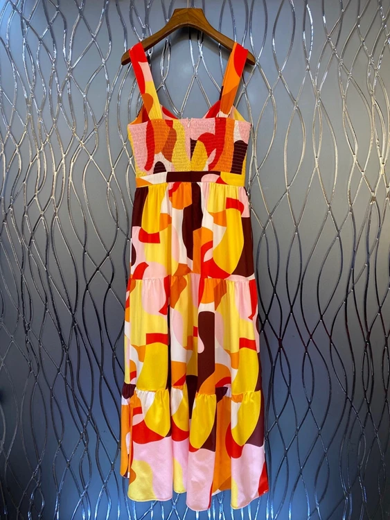 

2021 early spring new fashion women's color matching pattern decoration strapless long dress 104