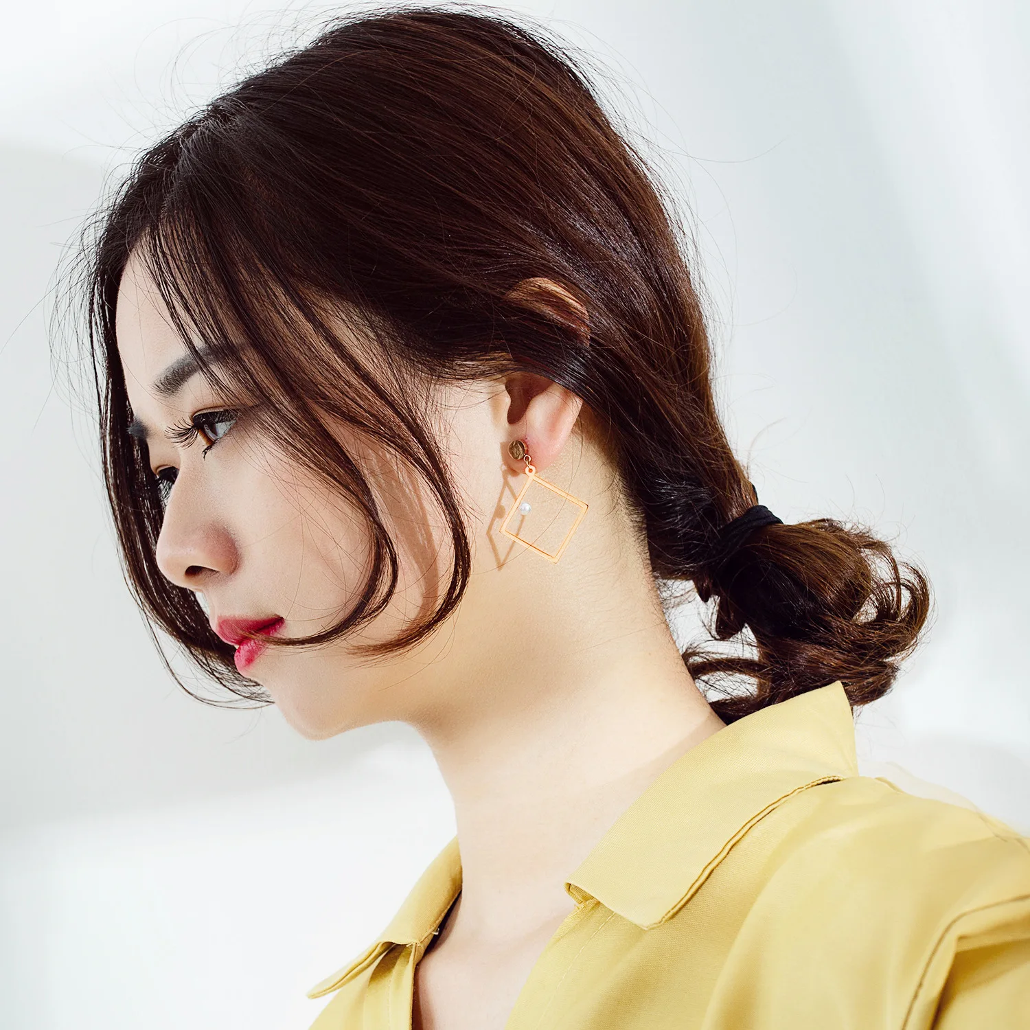 

GorGor New Fashion Hot Sale Geometric Asymmetric Womens Japanese And Korean Temperament Long Pendant Simple Earrings 434