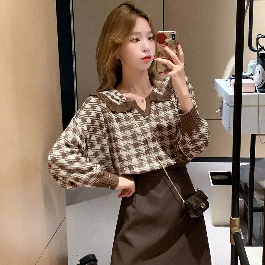 

Autumn and winter new baby collar thousand bird check sweater loose student Lapel foreign style Pullover Sweater