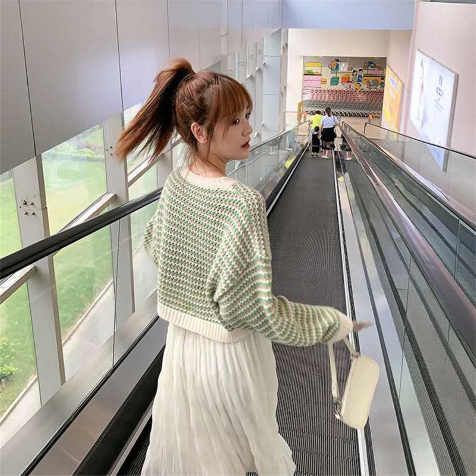 

Women Long Sleeve O Neck Stripes Knitted Sweater Autumn Short Knitwear Pullover
