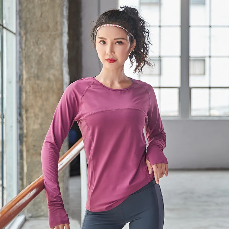 

Women's Seamless Long Sleeve Crop Top Yoga Shirts with Thumb Hole Running Fitness Gym Workout Seamless Top Shirts