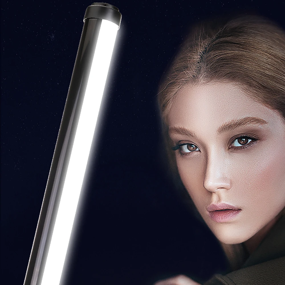 

Портативная светодиодсветильник лампа со встроенной перезаряжаемой батареей 3000-6000K