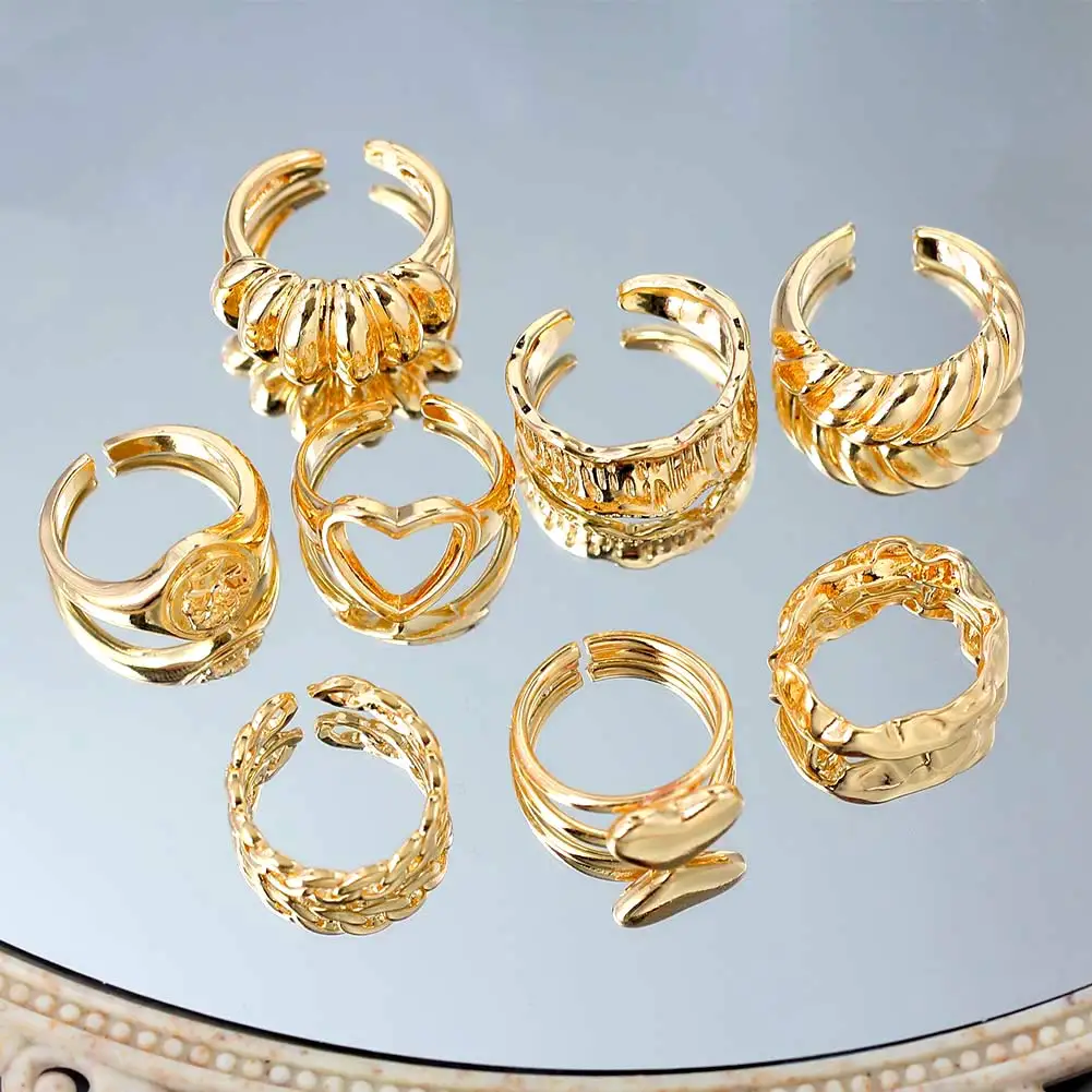 

Vintage Gold Color Metal Punk Hug Open Rings Heart Hollow Geometric Adjustable Rings Trendy Couple Jewelry For Women Party Gifts