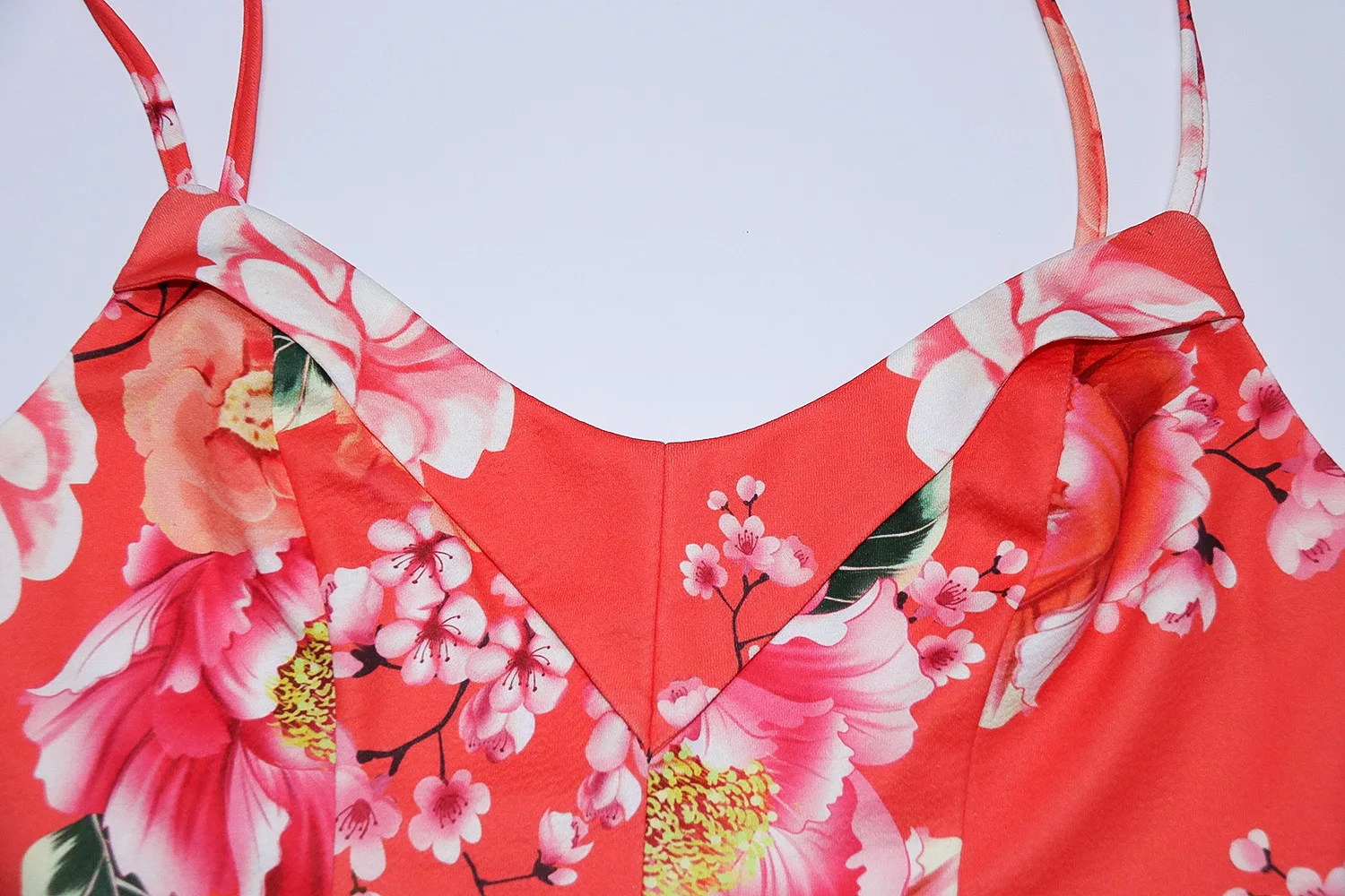 

Summer Women Playsuit V-neck Vintage Floral Print Short Jumpsuit Casual Bohemian Beach Playsuits Leisure Romper Pajamas Overalls