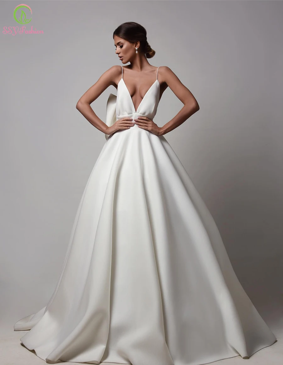 

Женское атласное вечернее платье SSYFashion, с глубоким V-образным вырезом, открытой спиной, большим бантом, ТРАПЕЦИЕВИДНОЕ, для выпускного вечер...