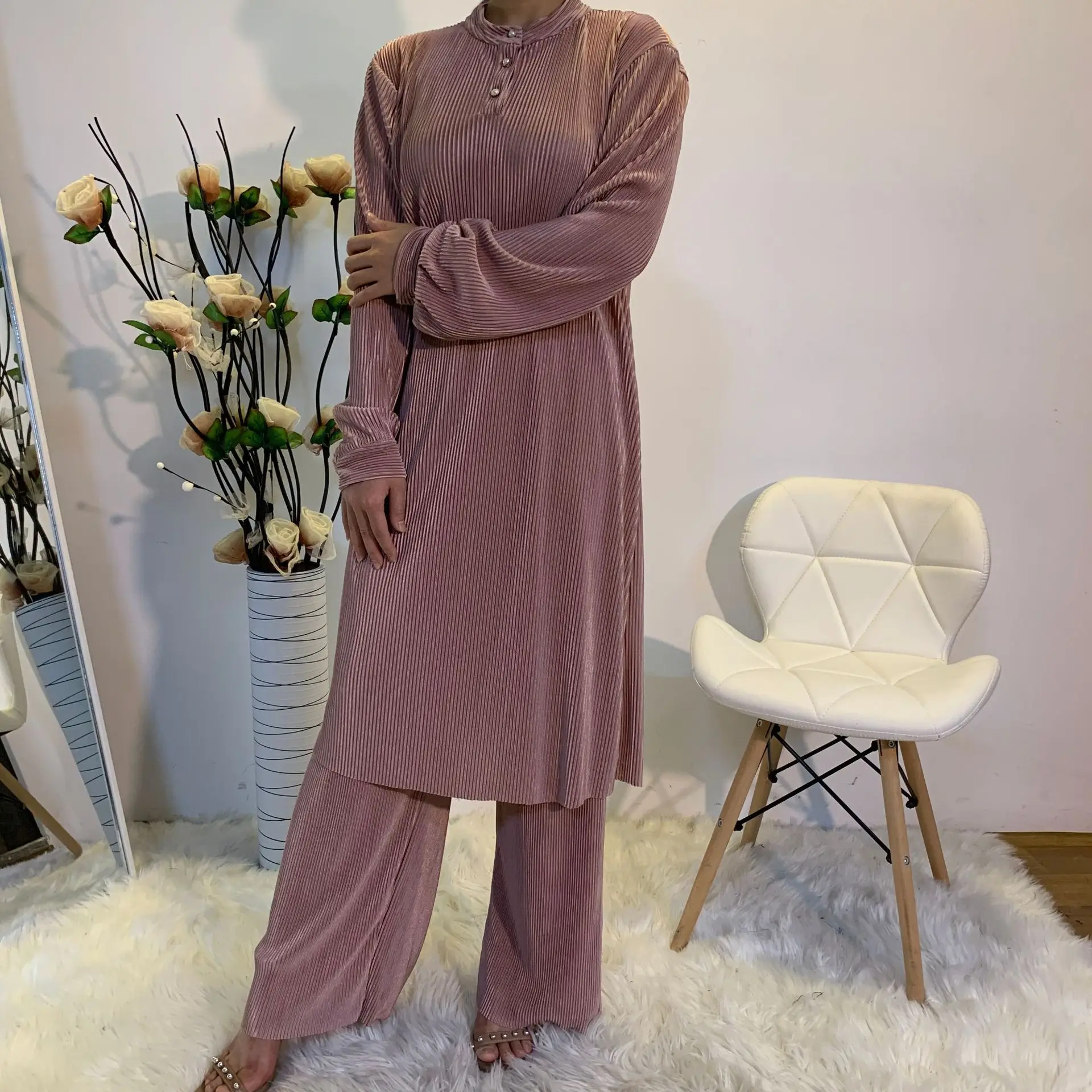 2021 Muslim Clothing New Fashion Simple Arabian Pure Color Crimped Muslim Women's Two-piece Set European Clothing Abaya