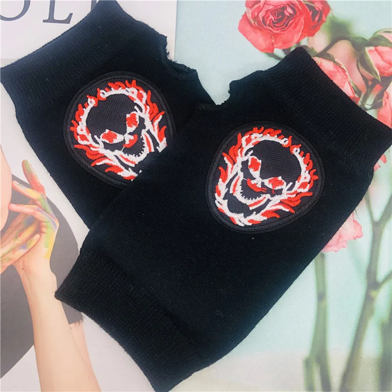 ZAOLIHU Skull Designer Mens Gloves Black Winter Warm Cool Knitted Cotton Women Half Finger Cartoon |