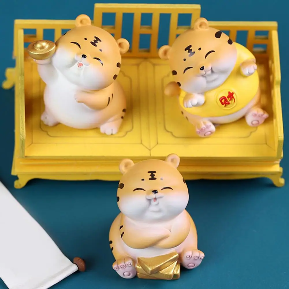 

Resin Figurine Adorable White Tiger Shape Miniature Statue Decor Cute Handmade Resin Miniature Statue Model for Home