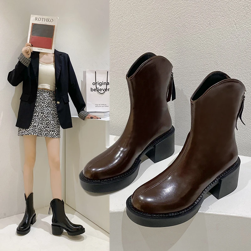 

Женские резиновые сапоги, обувь, сабо на платформе, роскошная дизайнерская зимняя обувь Челси с круглым носком, женские сапоги на молнии, до...